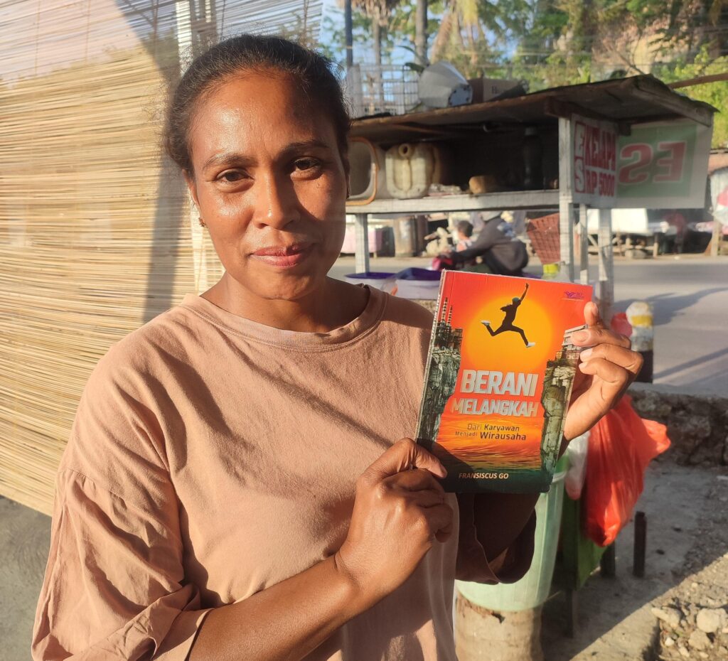 UMKM di Kupang Apresiasi Buku “Berani Melangkah” Karya Fransiscus Go
