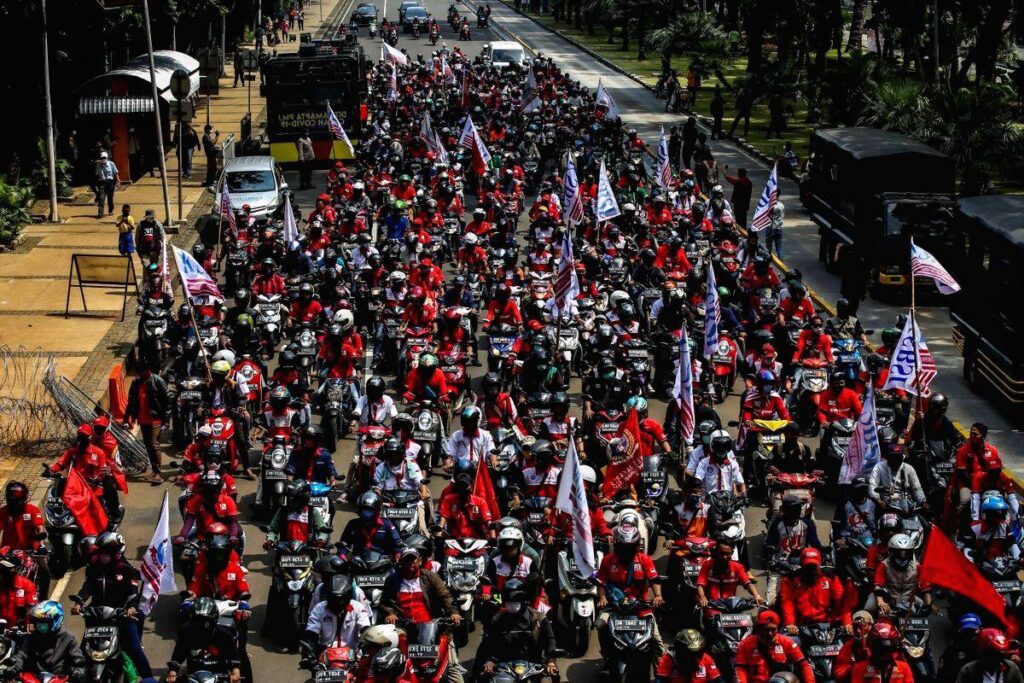 STOP Buruh Murah