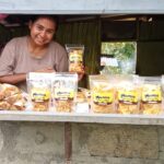 UMKM Binaan YFMG di Maumolo Kian Mandiri, Produksi Keripik Terus Berkembang